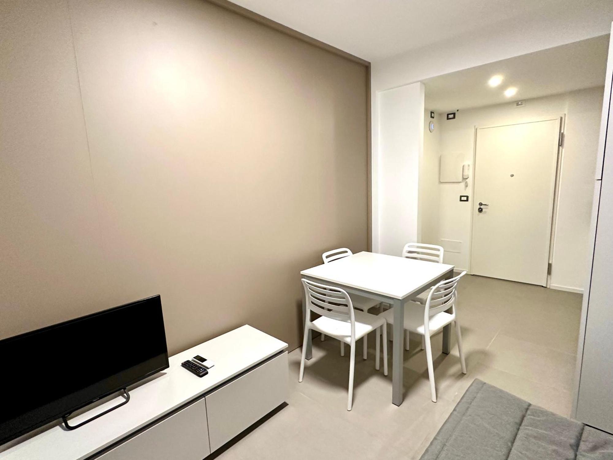 Nuovo Condominio Con Piscina E Garage Bibione Exterior foto