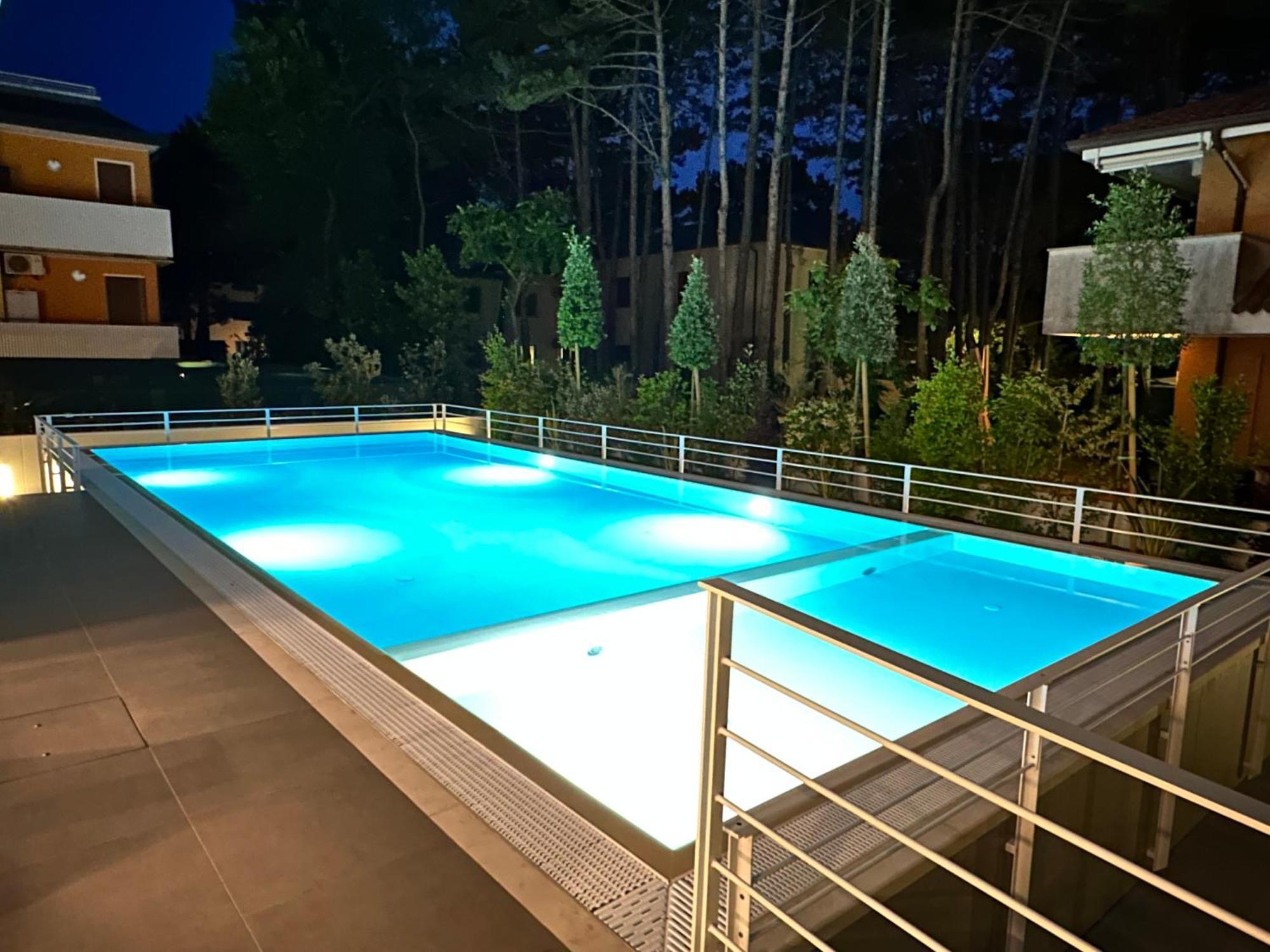 Nuovo Condominio Con Piscina E Garage Bibione Exterior foto